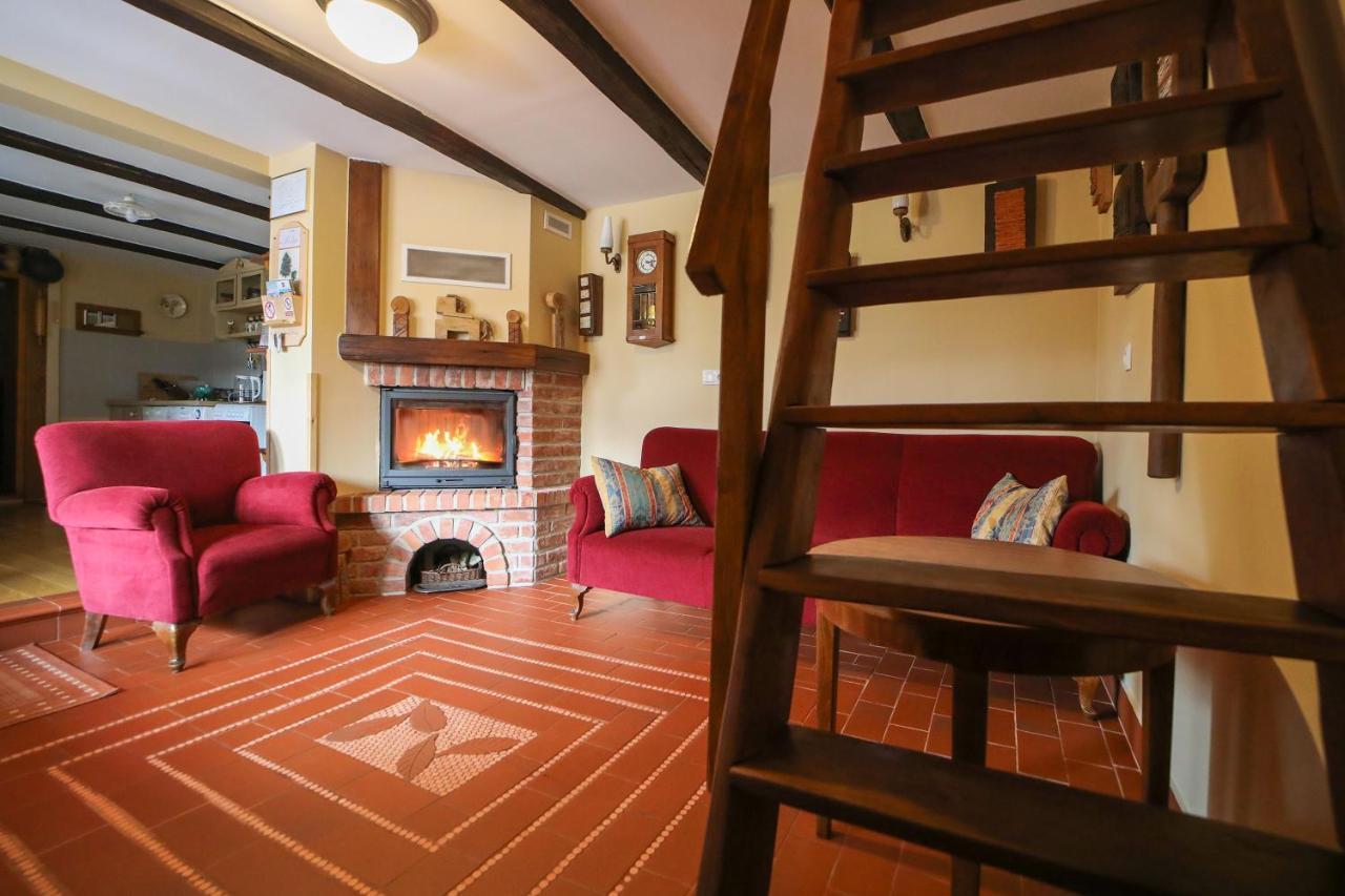 زغرب Country House With A Pool In Medvednica Nature Park المظهر الخارجي الصورة
