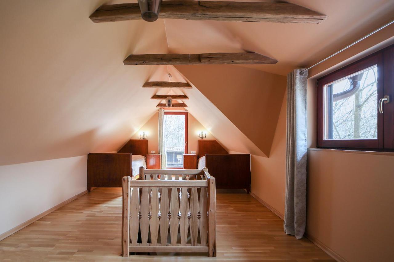 زغرب Country House With A Pool In Medvednica Nature Park المظهر الخارجي الصورة