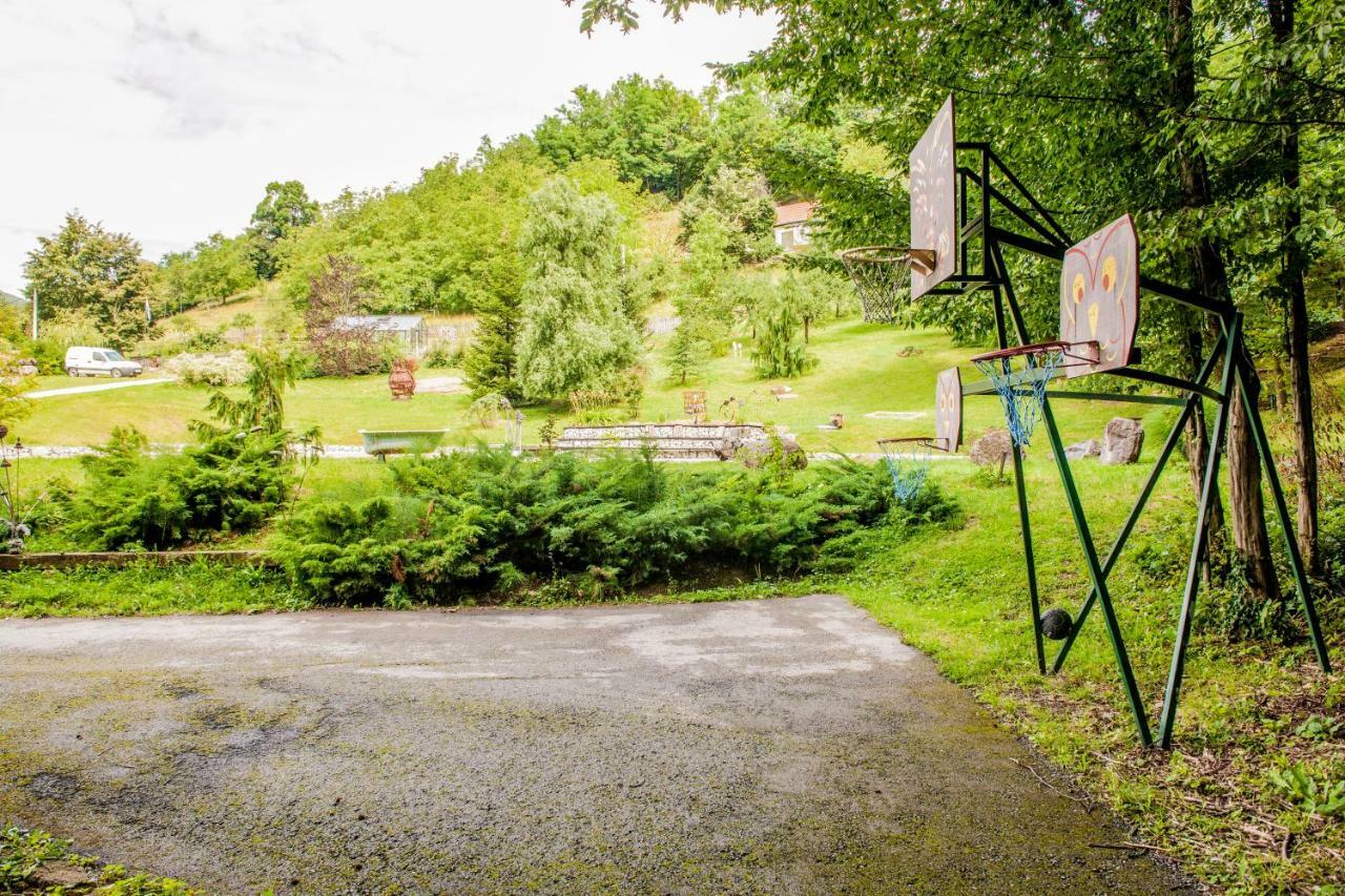 زغرب Country House With A Pool In Medvednica Nature Park المظهر الخارجي الصورة