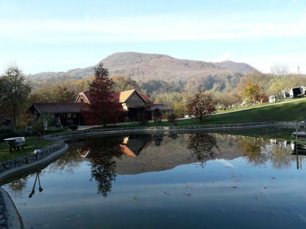 زغرب Country House With A Pool In Medvednica Nature Park المظهر الخارجي الصورة